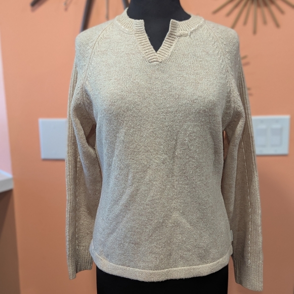 Woolrich Wool M Cream V-Neck Women's Sweater Cozy Cabincore Casual - Picture 1 of 9